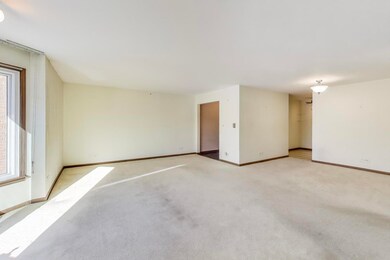 2400 Archbury Ln unit 2, Park Ridge, IL 60068 - photo 5