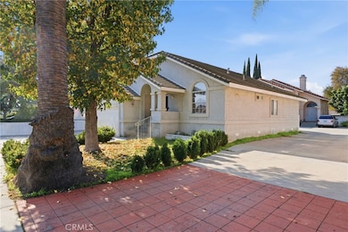 15727 Virginia Ave, Paramount, CA 90723 - photo 3