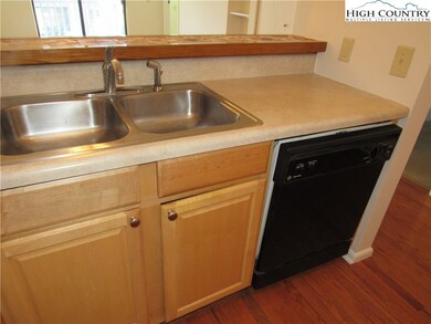 128 Zeb St unit 208, Boone, NC 28607 - photo 5