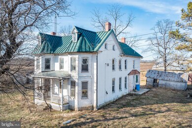 2407 Greensburg Rd, Martinsburg, WV 25404 - photo 2