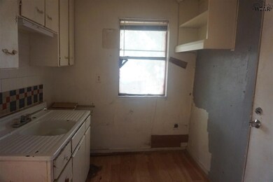 1402 32nd St, Wichita Falls, TX 76302 - photo 7