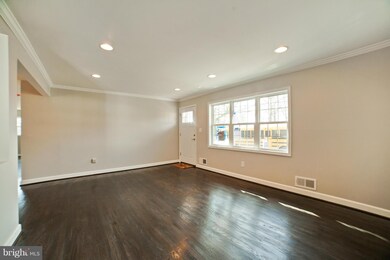 114 Club Rd, Pasadena, MD 21122 - photo 7