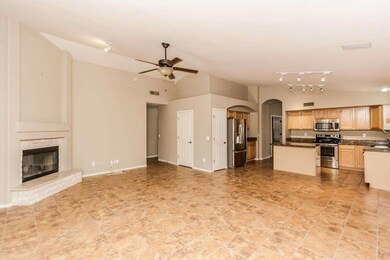 4627_E_Weaver_Rd_AZ-5