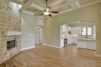 3100 White Horse Ct, Granbury, TX 76049 - photo 3