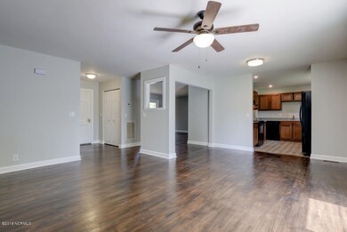 726 N College Living Area 3