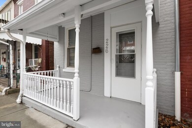 226 S 2nd St, Columbia, PA 17512 - photo 4
