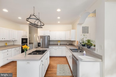 5811 Windsor Retreat, Warrenton, VA 20187 - photo 4