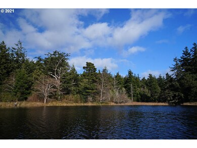 Lake Access Deeded