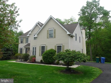 17 Woodsview Dr, Garnet Valley, PA 19060 - photo 2
