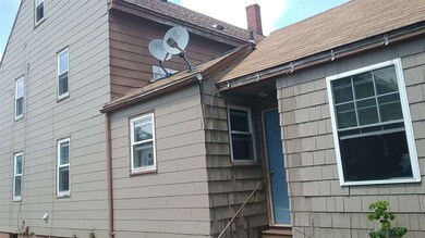 38 Franklin St unit 38 & 40, Somersworth, NH 03878 - photo 5