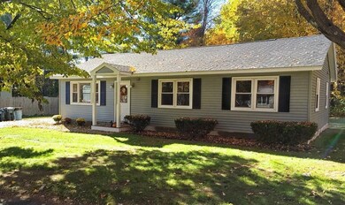 17 Brentwood Cir, Saco, ME 04072 - photo 2