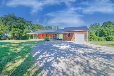 2877 Old Clarksville Springfield Rd, Adams, TN 37010 - photo 3