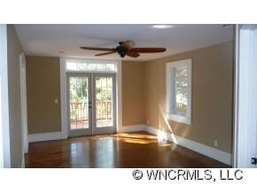 Master BR with Deck Access