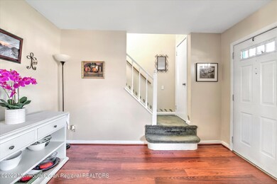 05-FOYER