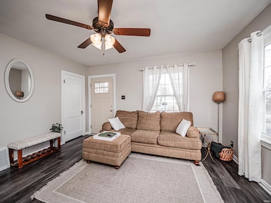 2707 E Chandler Ave, Evansville, IN 47714 - photo 5