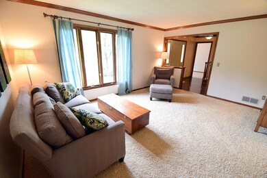 6 Living Room