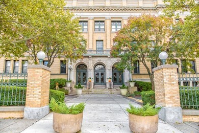 Classical High Condominiums unit 501, Springfield, MA 01103 - photo 2