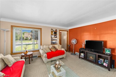 16650 Libby Rd, Maple Heights, OH 44137 - photo 5