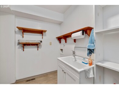 25164 S Springwater Rd, Estacada, OR 97023 - photo 7