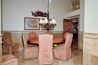 Dining Area:
