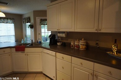 5798 Shady Woods Ct, Gulf Shores, AL 36542 - photo 7