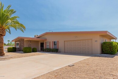 10701 W Wheatridge Dr, Sun City, AZ 85373 - photo 3