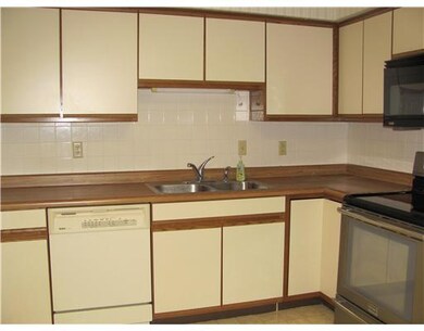 Kitchen. Large Eat-In Kitchen with Window.