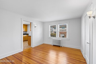 52 Cos Cob Ave unit 2, Cos Cob, CT 06807 - photo 6