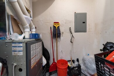 300 Spruce St, Chelsea, MA 02150 - photo 5