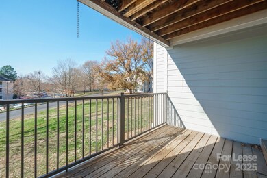 18809 Nautical Dr unit 202, Cornelius, NC 28031 - photo 3