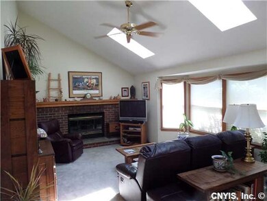 Family Room Perfect family rm layout with boxed out bay