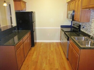 37 Sherburne Ave unit 3, Worcester, MA 01606 - photo 4