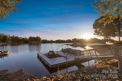 17701 Springwinds Dr, Cornelius, NC 28031 - photo 7