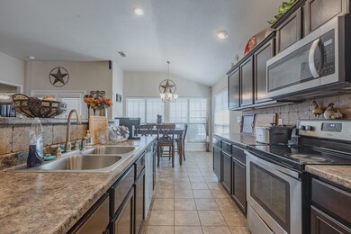 You Will Love this Kitchen! - Granite Counter Tops
