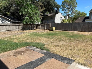 8446 Lake Crystal Dr, Houston, TX 77095 - photo 5