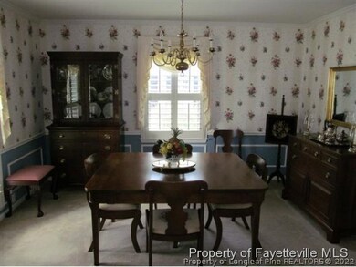 409 Wayberry Dr, Fayetteville, NC 28303 - photo 2