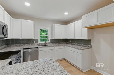 3512 Spring Hill Ave, Mobile, AL 36608 - photo 7