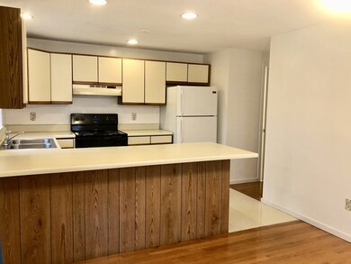 90 Laurel St unit B, Greenfield, MA 01301 - photo 6
