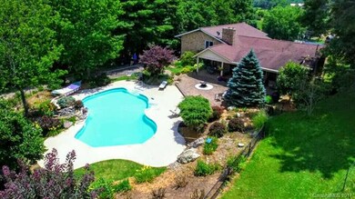 3 Old Dairy Ln, Burnsville, NC 28714 - photo 2