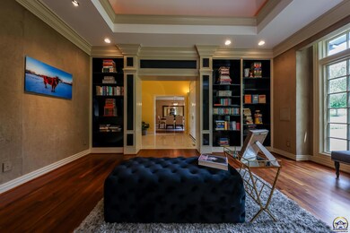 5624 SW 38th St, Topeka, KS 66610 - photo 6