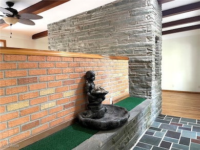 2803 Som Center Rd, Willoughby Hills, OH 44094 - photo 2