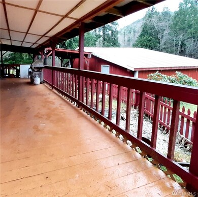 423 Pigeon Springs Rd, Onalaska, WA 98570 - photo 7