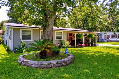 2303 Hugh Edwards Dr, Jacksonville, FL 32210 - photo 3