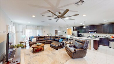 402 SW Fifer Ave, Port Saint Lucie, FL 34953 - photo 3