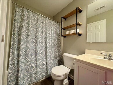 3653 Arpent St unit 4, Saint Charles, MO 63301 - photo 7