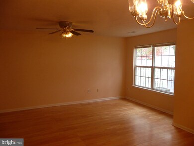 8888 Goose Landing Cir unit ., Columbia, MD 21045 - photo 2