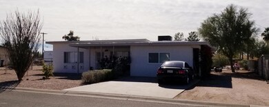 1031 E Hondo