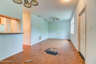 217 Walthall St (5)