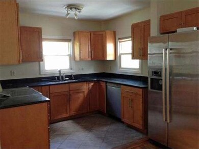 16 Hancock St, Northampton, MA 01060 - photo 5