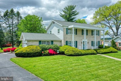 1412 Independence Dr, Reading, PA 19609 - photo 2